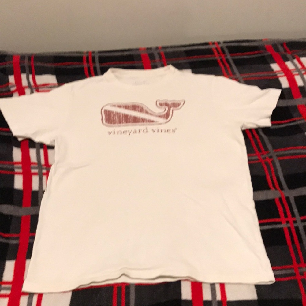 Vineyard Vines Tee